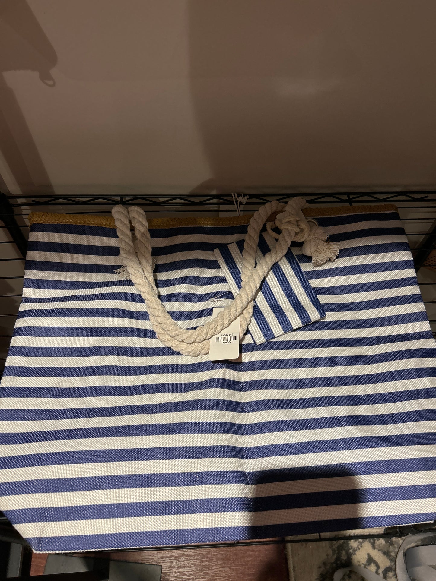 Beach tote with change purse