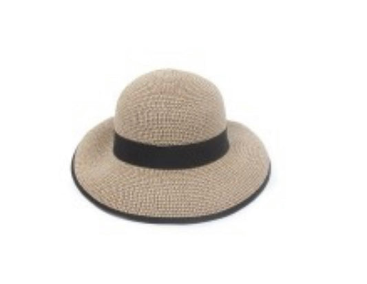 Round Brim beach hat